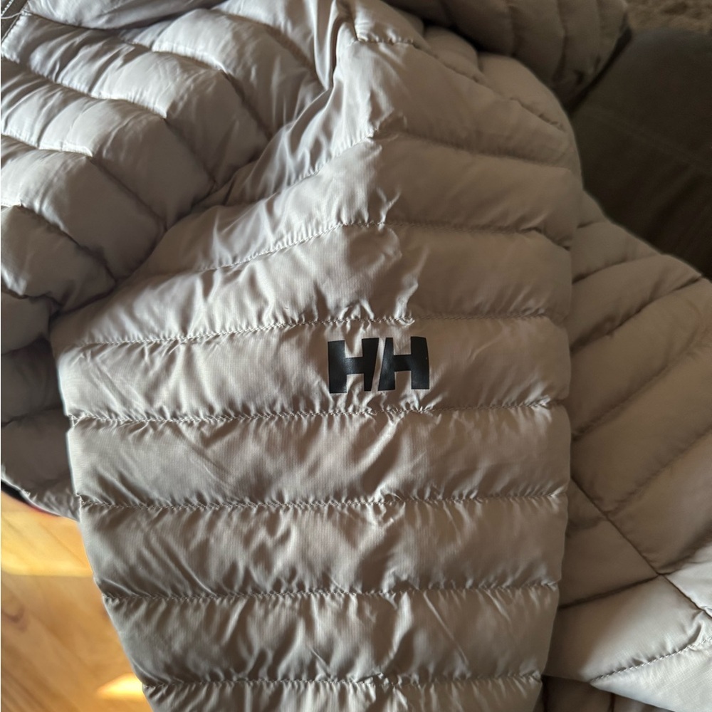 Helly Hansen Gray Puffer Jacket - Picture 10 of 13